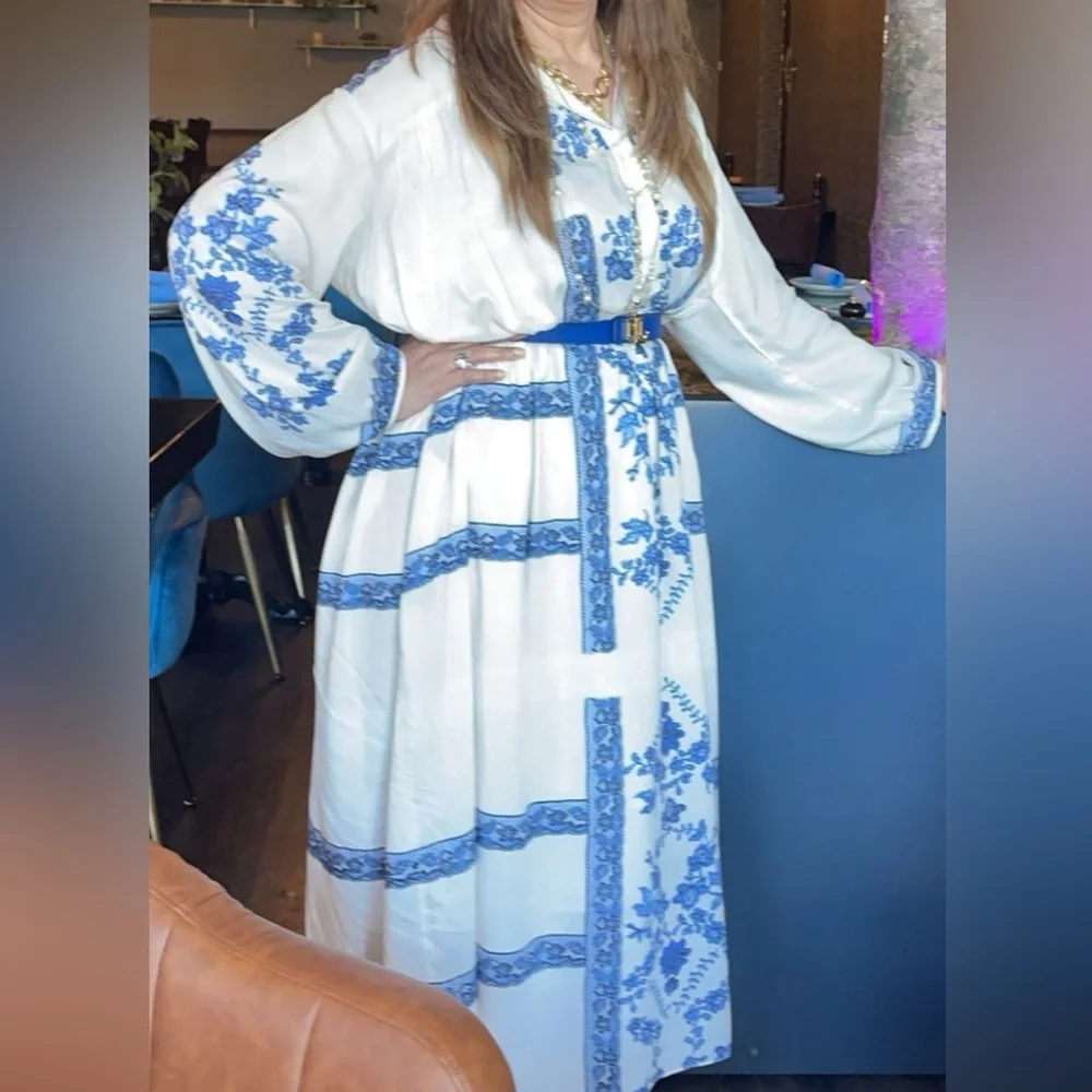 Pakistani Designer Nishat Vibrant Floral Long Sleeve Dresses 2different - Picture 2 of 2